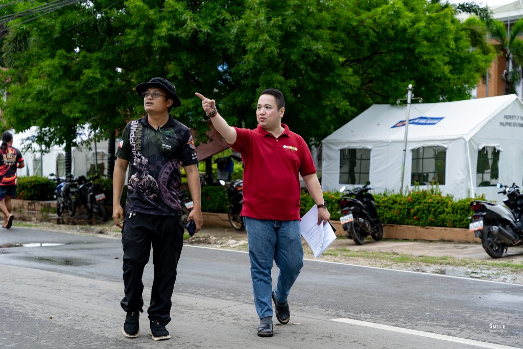 BingoPlus Store Manager, Mark Gibson Dingal, surveyed the devastation in Medellin and Bogo, Cebu, after a 6.9 magnitude earthquake and its aftershocks destroyed numerous establishments on September 30, 2025. Distribution activities proceeded from October 5 to 23 despite aftershocks, heavy rains, impassable roads, and infrastructural damage.